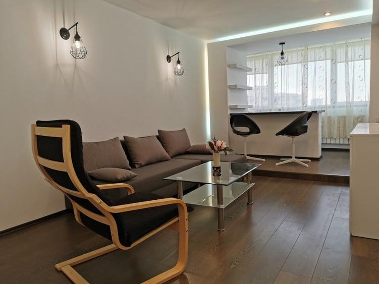 Apartament cu 2 camere semidecomandat în Bucur Obor