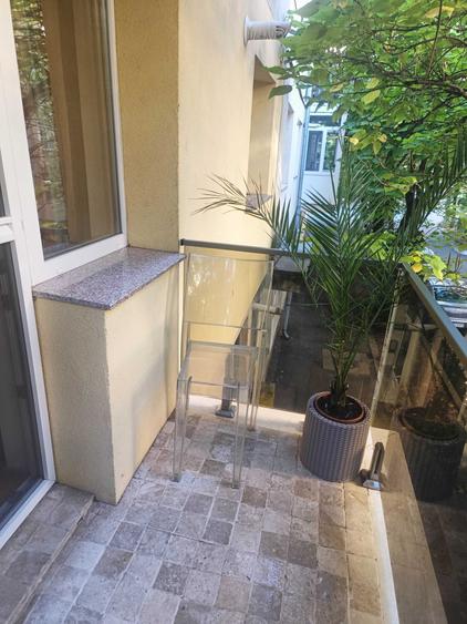Apartament cu 2 camere semidecomandat în Micro 16