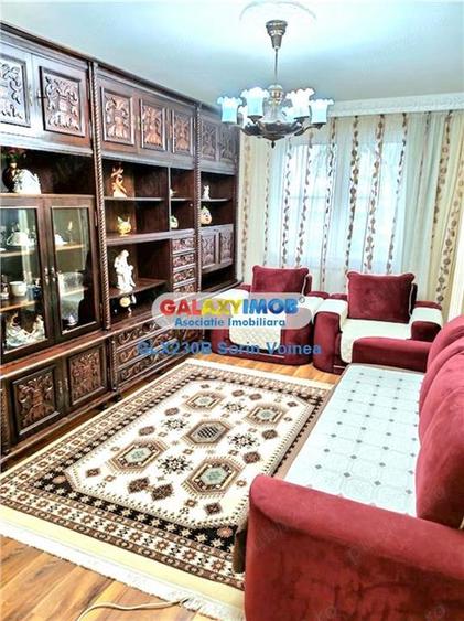 Apartament cu 4 camere semidecomandat, mobilat în Sebastian