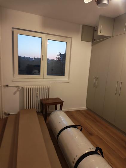 Apartament cu 3 camere semidecomandat în Drumul Taberei