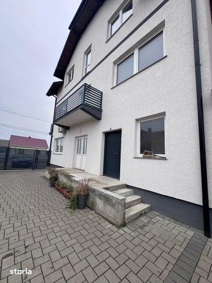 Casă cu 7 camere cu Teren 2000 Mp în Rădăuți