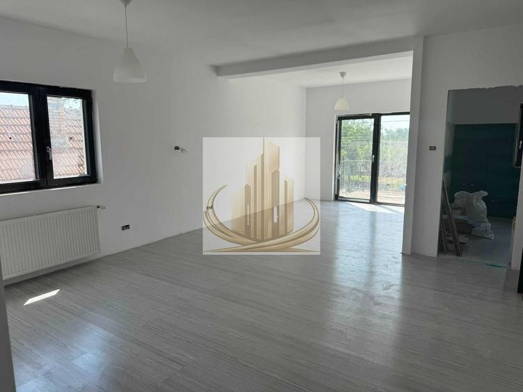 Duplex cu 4 camere cu Canalizare în Moșnița Nouă