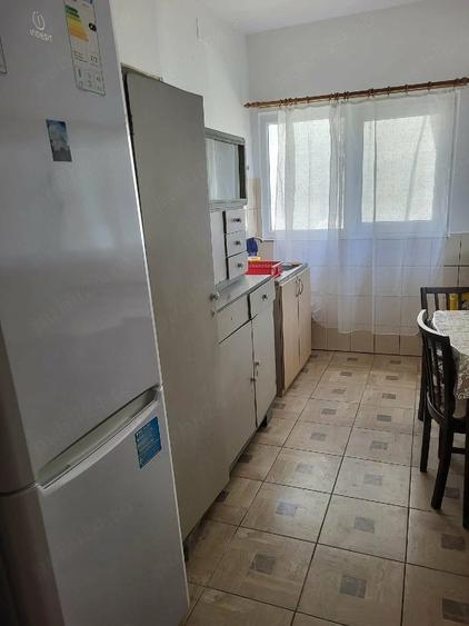 Casă cu 4 camere cu Teren 2000 Mp în Banloc