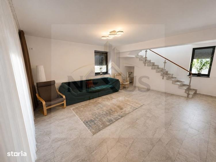 Casă cu 4 camere cu Teren 382 Mp în Central