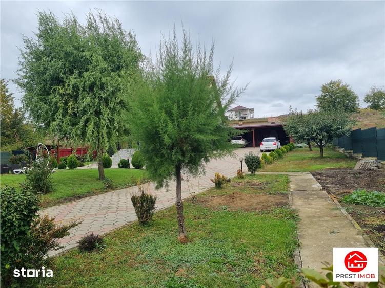 Casă cu 6 camere cu Teren 2200 Mp în Sâncraiu de Mureș