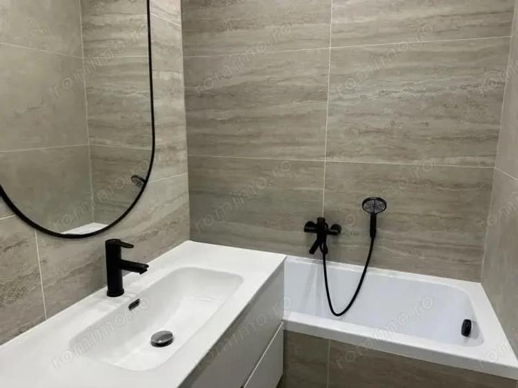 Garsonieră decomandată în Complex Studențesc