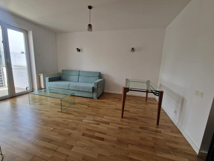 Apartament cu 3 camere decomandat în Kiseleff