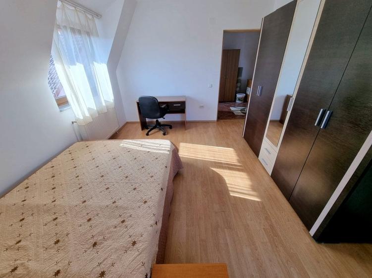 Apartament cu 2 camere semidecomandat, mobilat în Zorilor — fotografia 3