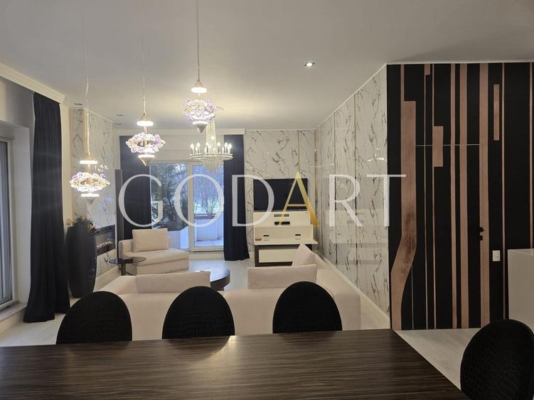 Apartament cu 5 camere semidecomandat, mobilat în Șoseaua Nordului — fotografia 2
