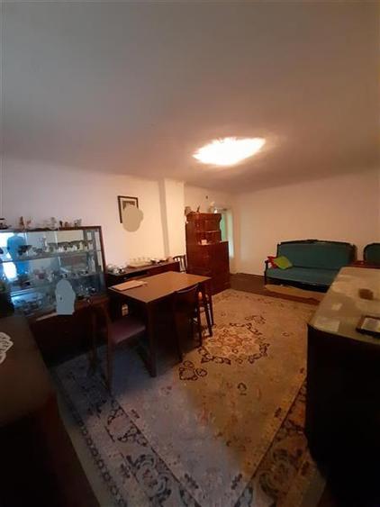 Casă individuală cu 4 camere cu Teren 1352 Mp în Tătărani