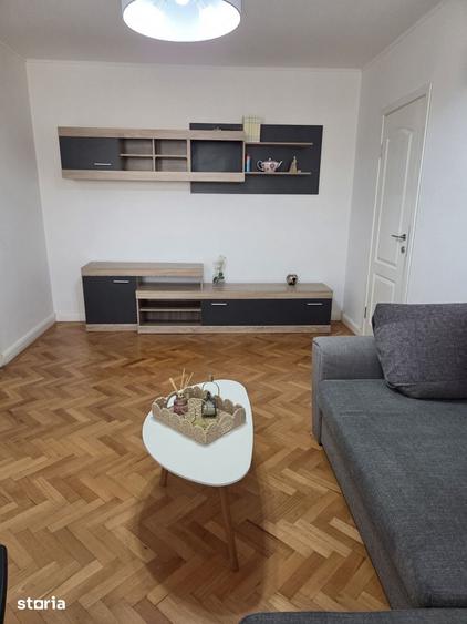 Apartament cu 2 camere decomandat în Dristor