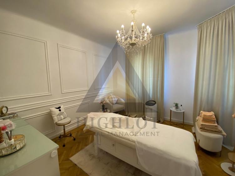 Apartament cu 3 camere decomandat în Beller