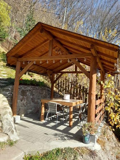 Casă cu Teren 332 Mp în Central