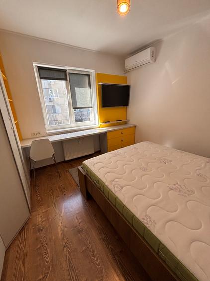 Apartament cu 2 camere decomandat în Berceni