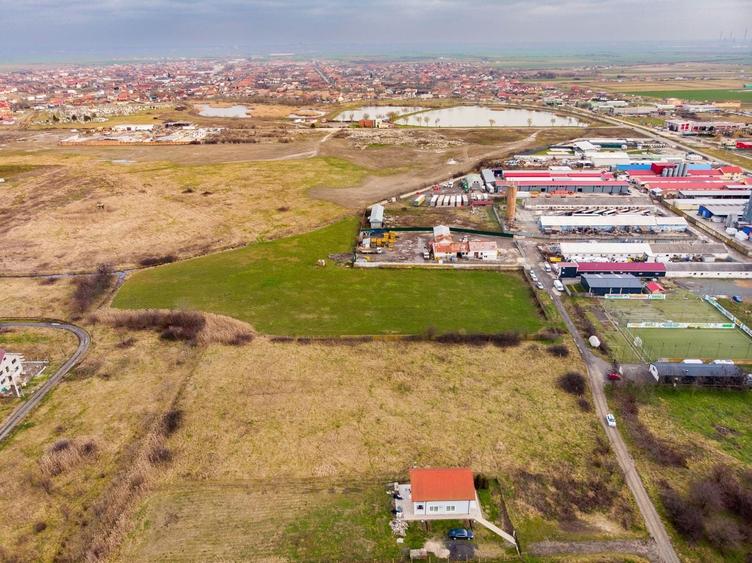 Teren Construcții intravilan de 8158 mp, în Săcălaz