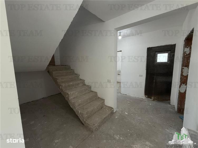 Casă cu 4 camere în Dârvari