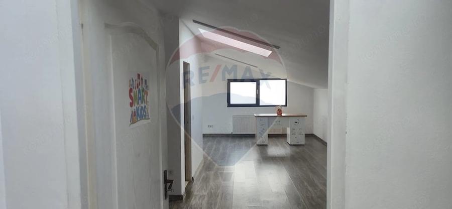Spațiu comercial, de 55 mp, în Central