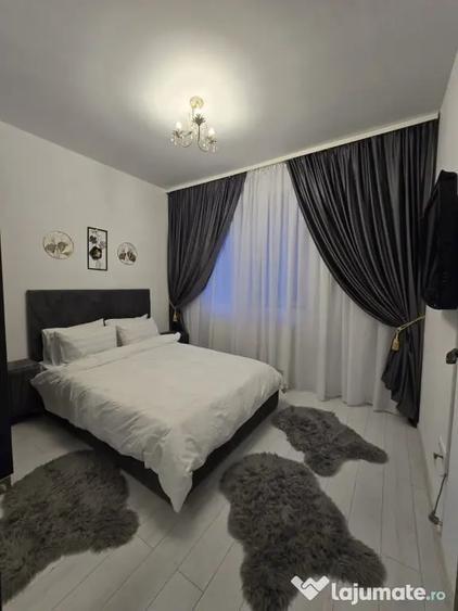 Apartament cu 2 camere decomandat în Roșu