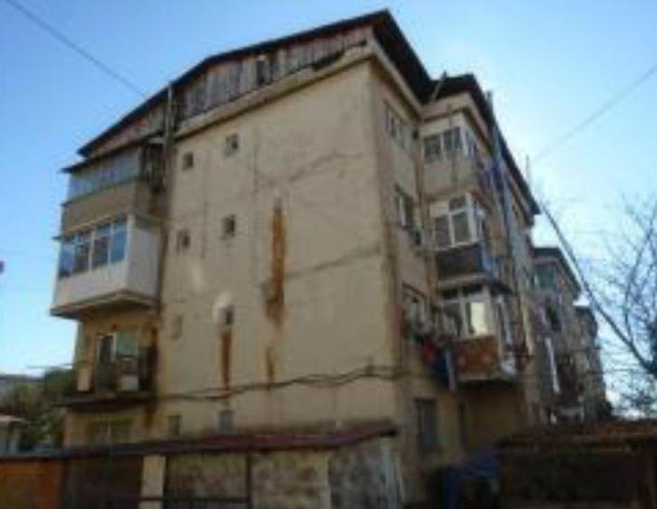 Apartament cu 2 camere semidecomandat în Dealu Aluniș