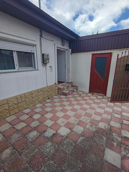 Casă individuală cu 3 camere cu Teren 300 Mp în Inel I