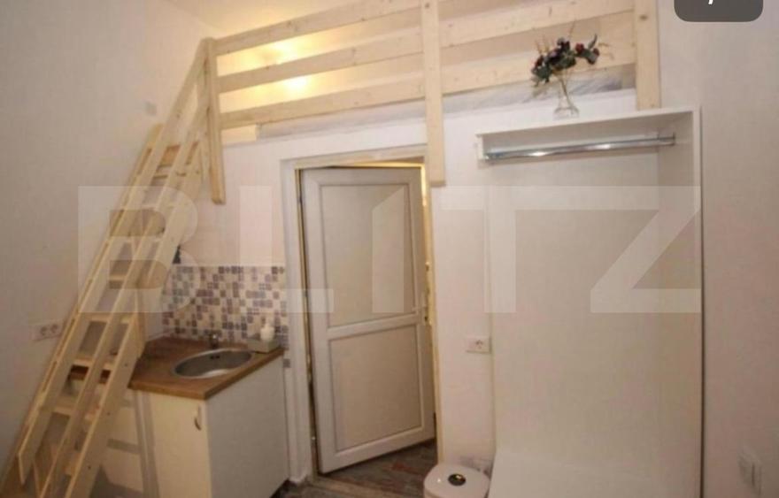 Garsonieră decomandată, mobilată în Brașovul Vechi