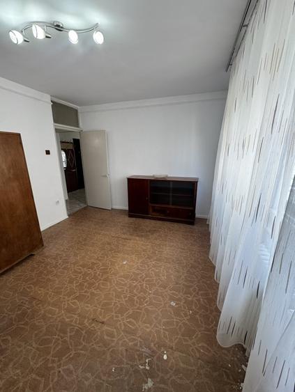 Apartament cu 2 camere decomandat în Cantacuzino