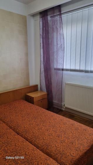 Apartament cu 2 camere decomandat în Sârbi