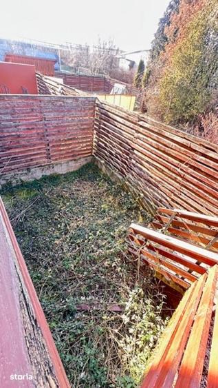 Casă cu 4 camere cu Teren 70 Mp în Depozitelor