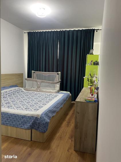 Apartament cu 2 camere în Apărătorii Patriei