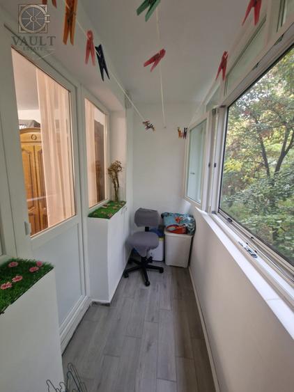 Apartament cu 3 camere decomandat, mobilat în Drumul Taberei