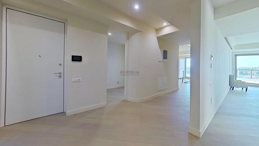 Apartament cu 5 camere circular în Pipera