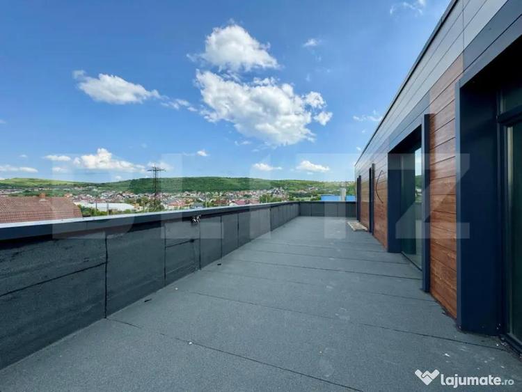 Spațiu comercial, de 1,400 mp, în Someșeni