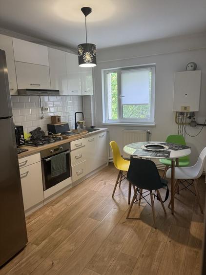 Apartament cu 2 camere decomandat în Ultracentral