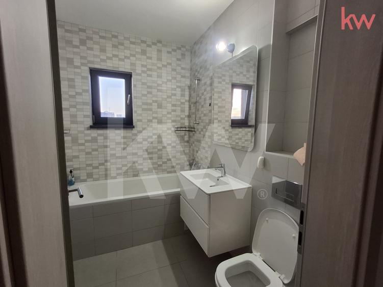 Apartament cu 3 camere decomandat, mobilat în Calea Severinului