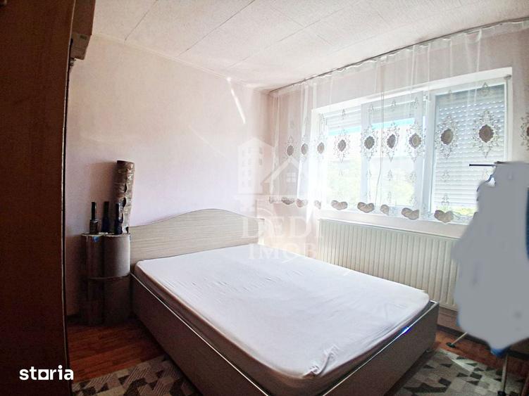 Apartament cu 3 camere semidecomandat în Nufărul
