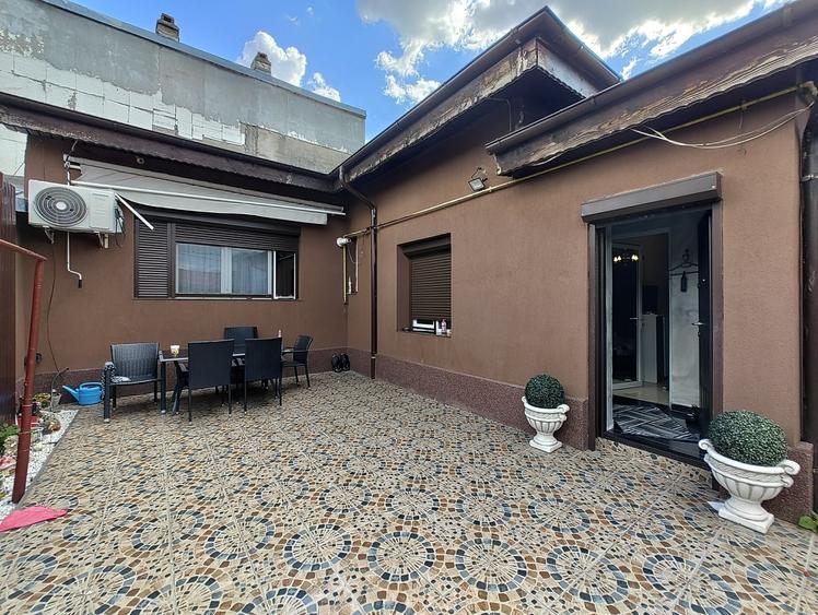 Casă individuală cu 3 camere cu Canalizare în Rahova