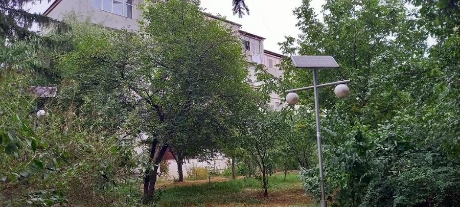 Apartament cu 2 camere decomandat în Banca Națională