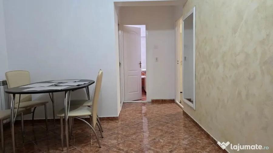Apartament cu 2 camere decomandat în 22 Decembrie