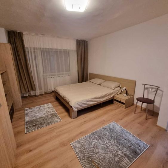 Garsonieră decomandată, mobilată în Lujerului