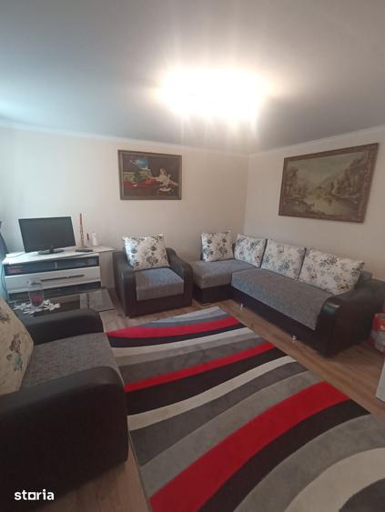 Casă cu 2 camere cu Teren 468 Mp în Central