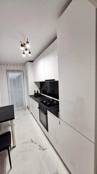 Apartament cu 2 camere decomandat în Tătărași