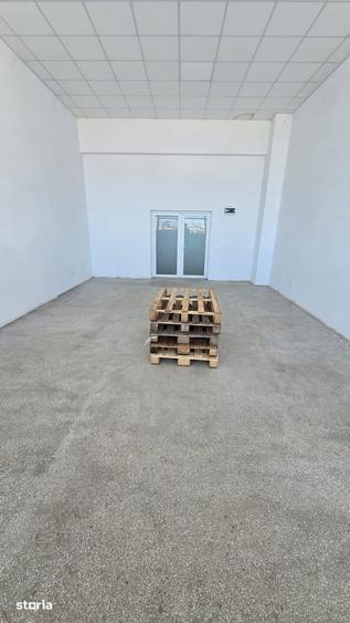Spațiu comercial, de 50 mp, în Ozana