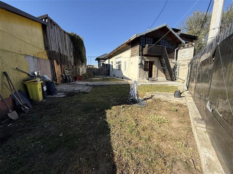 Casă cu 2 camere cu Canalizare în Unirii
