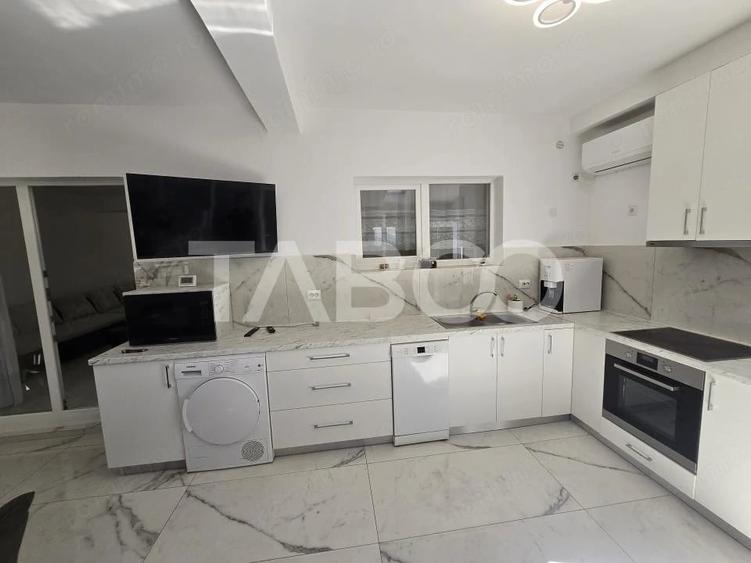 Casă cu 5 camere cu Teren 203 Mp în Central