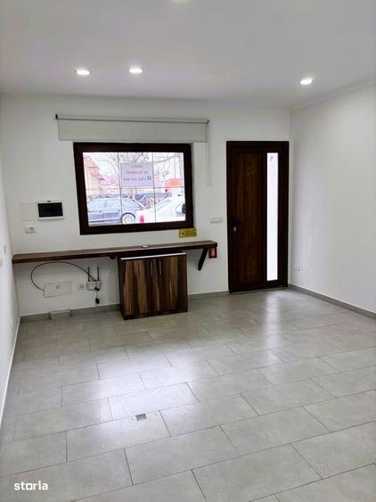 Spa?iu comercial de inchiriat, 30 mp, parter - 4
