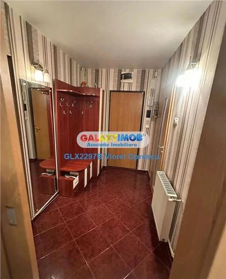 Apartament cu 4 camere decomandat în Titan