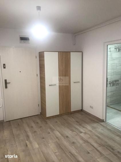 Apartament cu 3 camere, mobilat în Europa