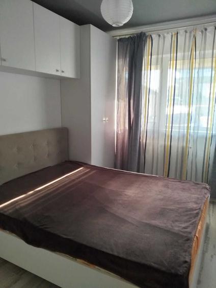 Apartament cu 2 camere decomandat în Galata
