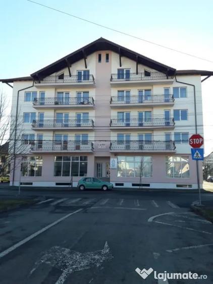 Spațiu comercial, de 200 mp, în Calea Dumbrăvii