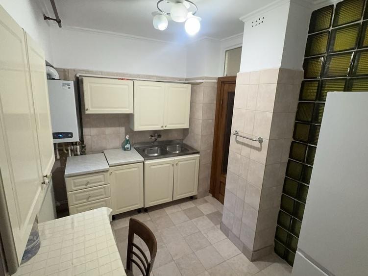 Garsonieră decomandată în Exterior Vest